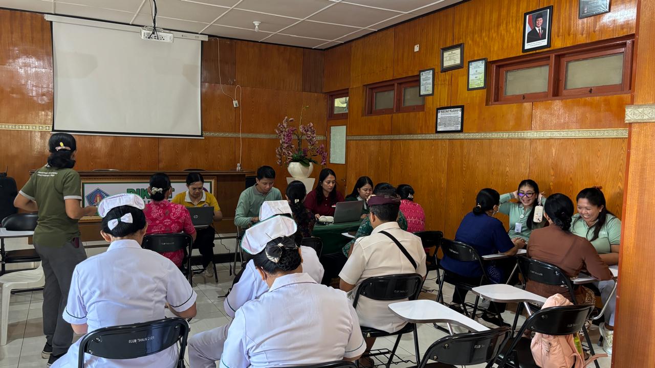 Kegiatan Hari Kedua Pelayanan Cek Kesehatan Gratis yang diadakan di Ruang Aula Diklat Rumah Sakit Umum Daerah Kabupaten Klungkung
